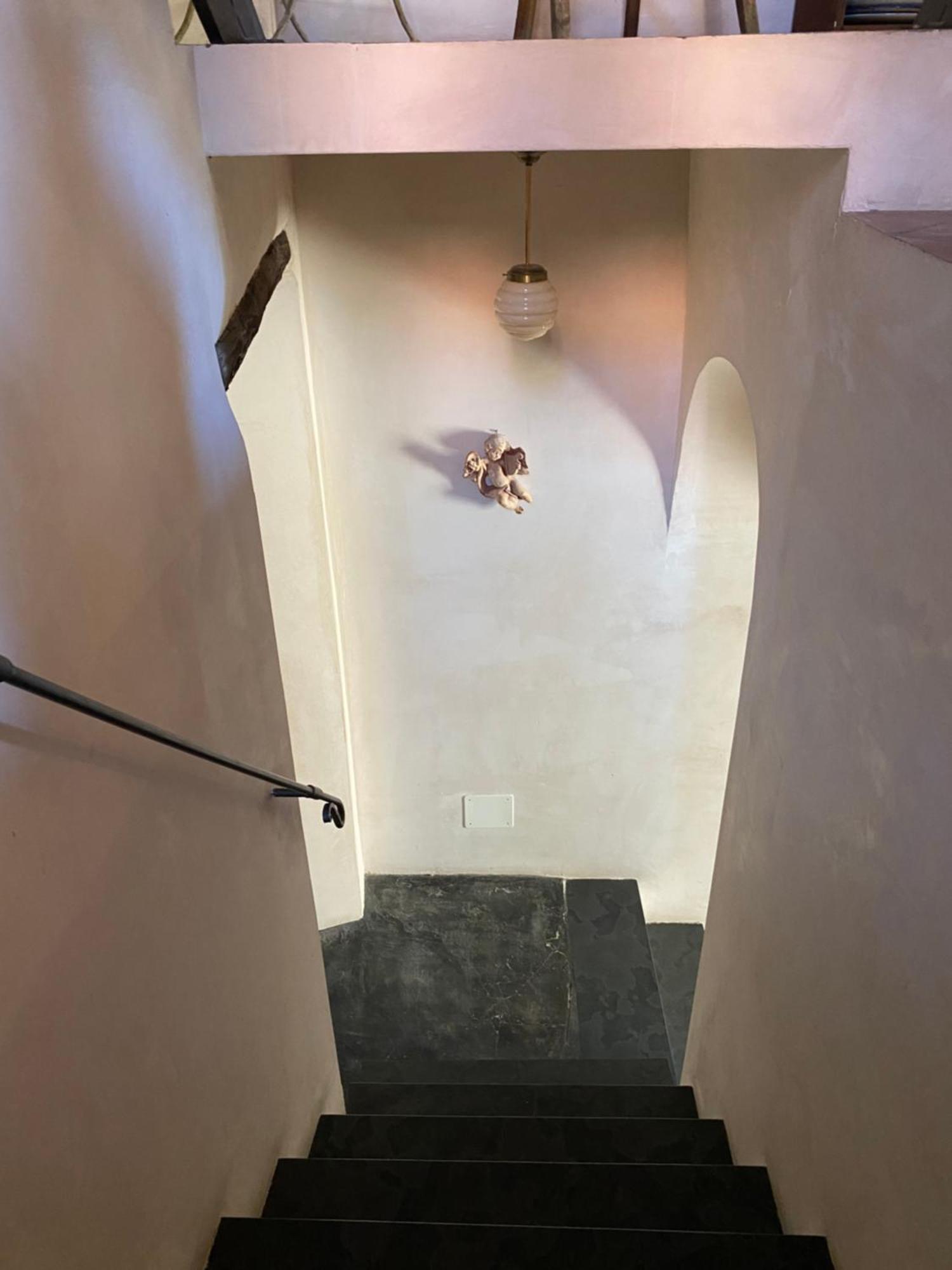 Iconic Italian Townhouse W Rooftop Terrace & Mountain View, Pigna Extérieur photo